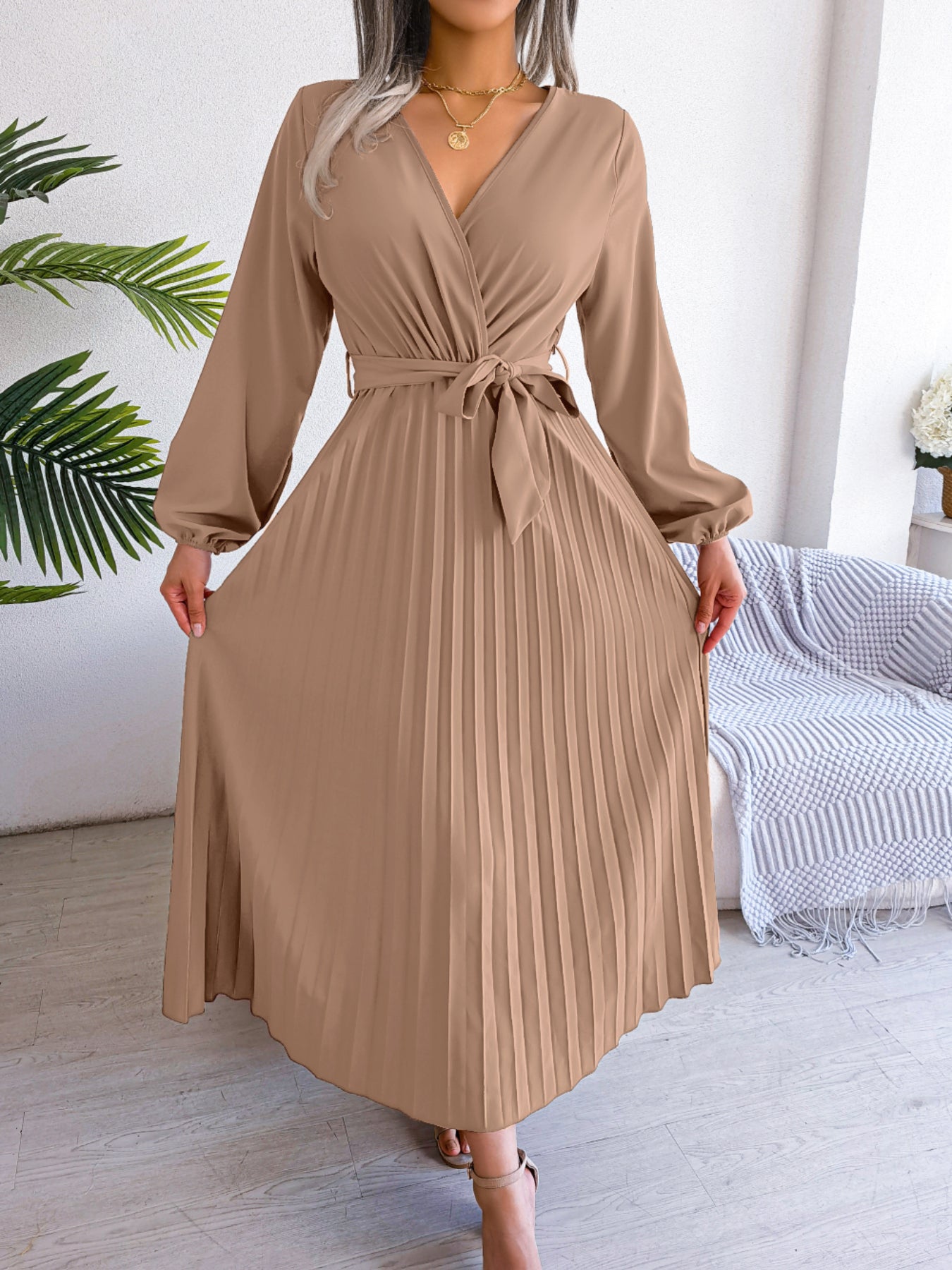 Women's Elegant Cross V Neck Flowy Pleated Maxi Dress