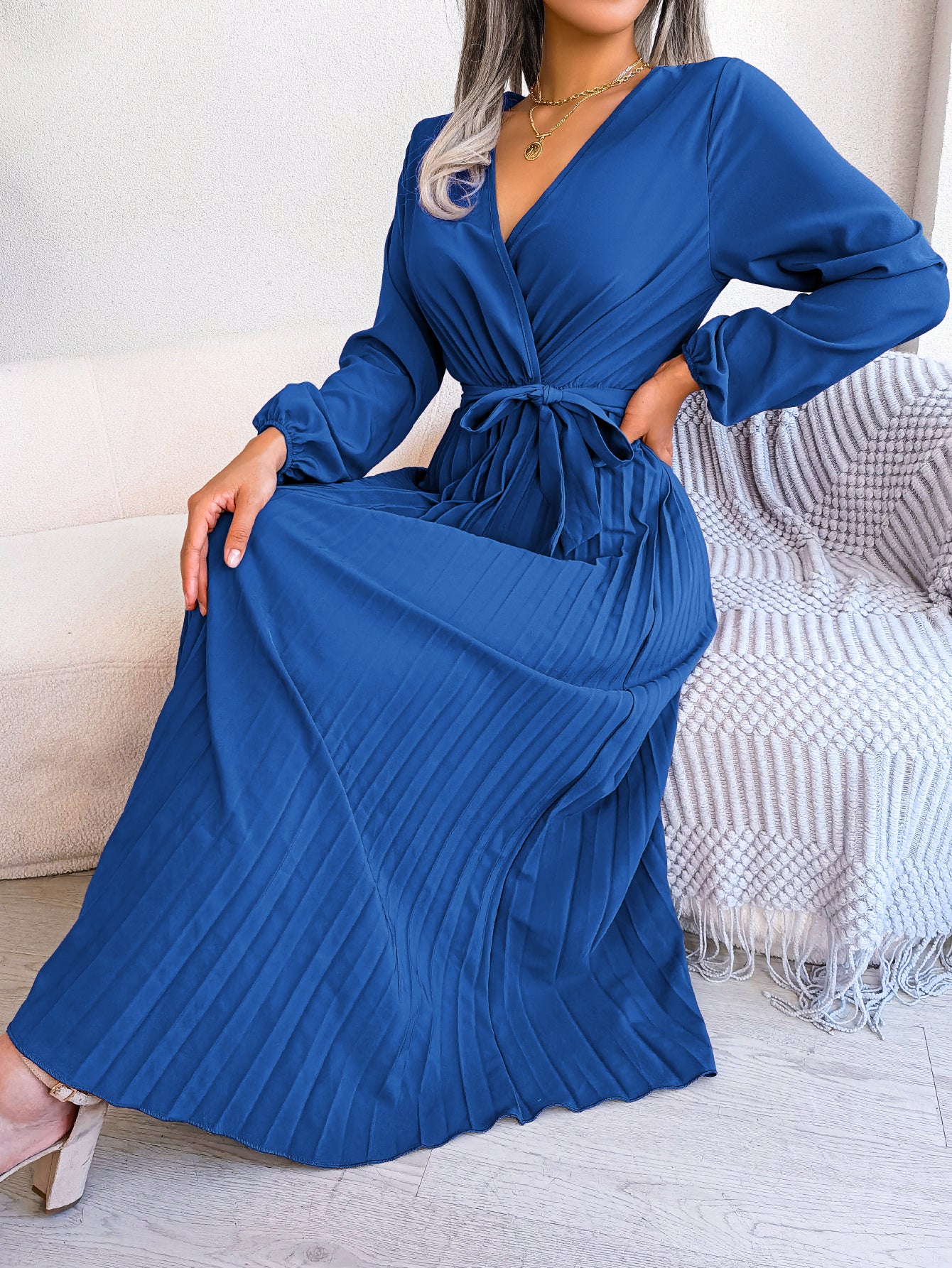 Women's Elegant Cross V Neck Flowy Pleated Maxi Dress