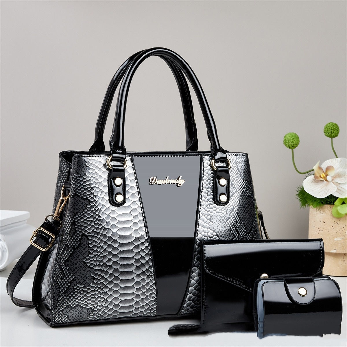 Large-capacity Shouldercrossbody Bag With A Snakeskin Pattern Tote Handbag