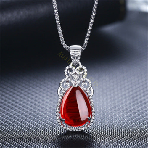 Waterdrop Blossom Carnelian Pendant With Green Chalcedony