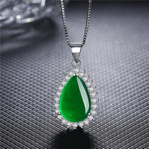 Waterdrop Blossom Carnelian Pendant With Green Chalcedony